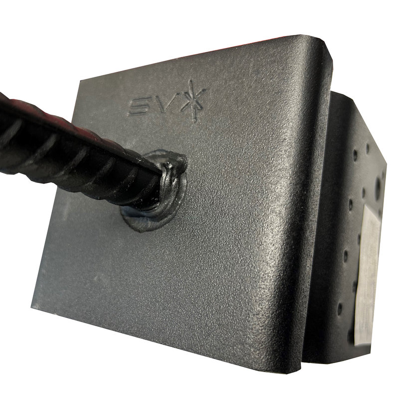 Oszlop talp formázással széles fejjel 141x120mm fekete