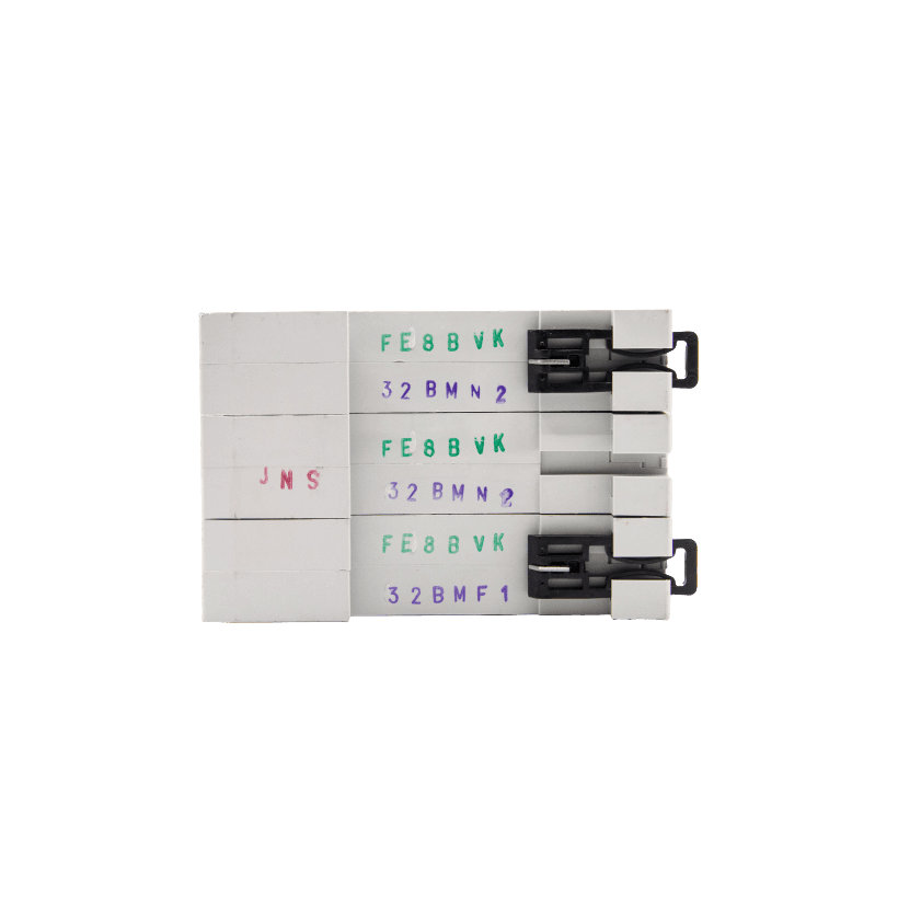 Megszakító PL6-B32/3