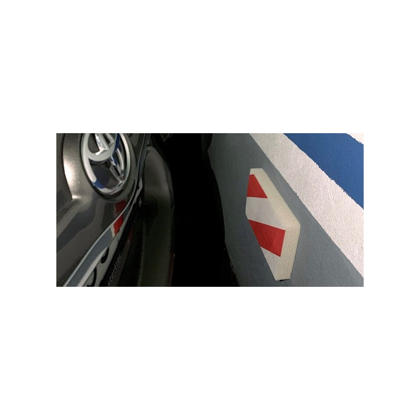 Első parkoló védő 330x195x40mm