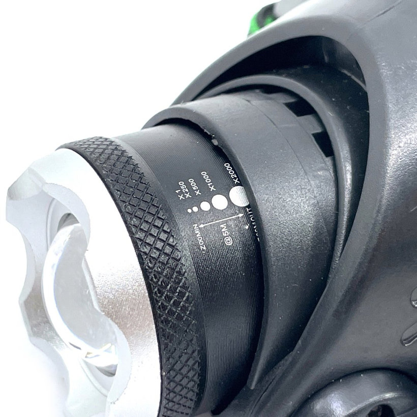 Fejlámpa, akkumulátorral, állítható fókusszal 5W