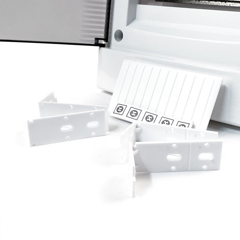 Kapcsolótábla süllyesztett fehér U12 - C/P 283x232x106mm