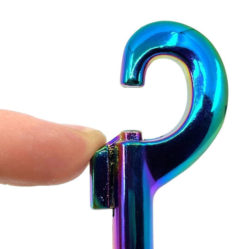 Forgó karabiner szivárványos 67x20mm