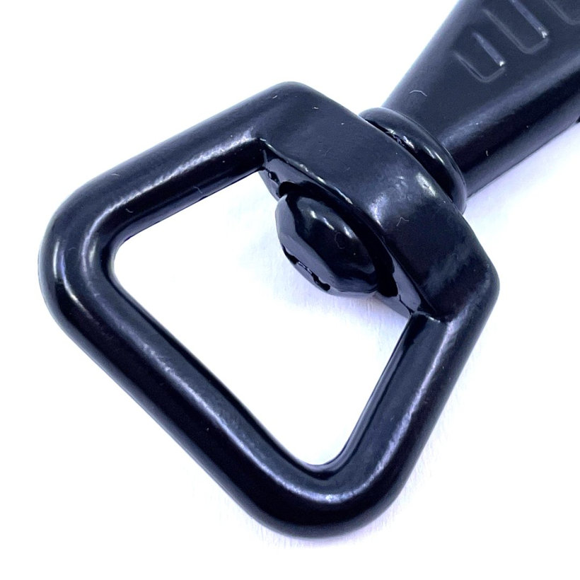 Forgó karabiner felülnyomással és biztosítékkal, fekete 82x20mm