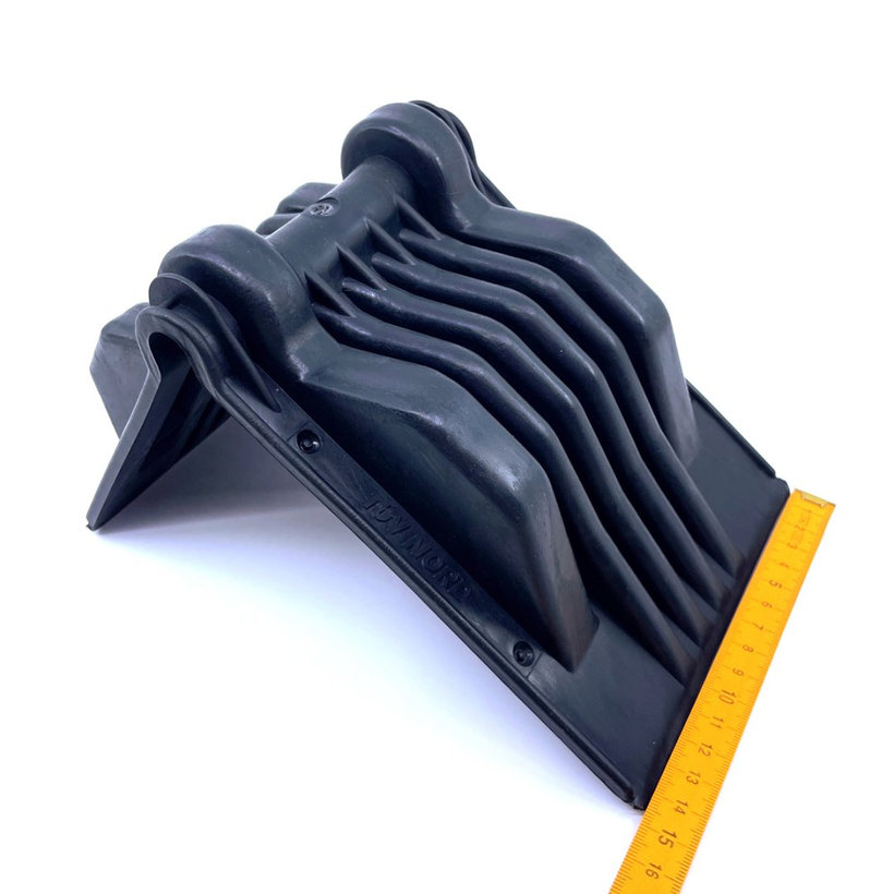 Védő műanyag sarok TWARDY 220x150x130mm