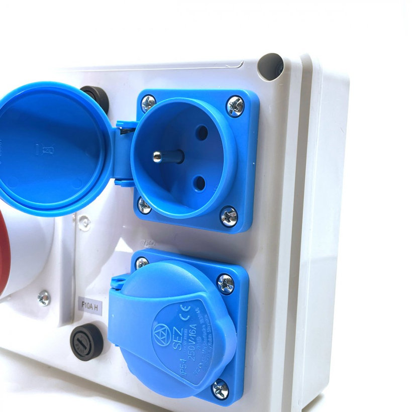 ROSP 3231 Kapcsolótábla nem biztosított IP54