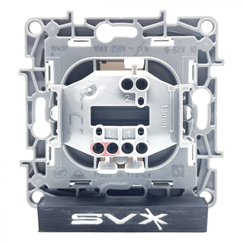 Niloé kapcsoló 6. sz. háttérvilágítással fehér