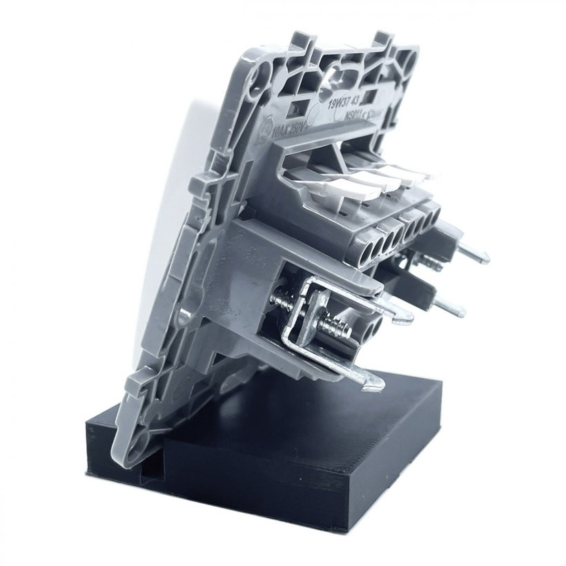 Niloé kapcsoló 5. sz. fehér