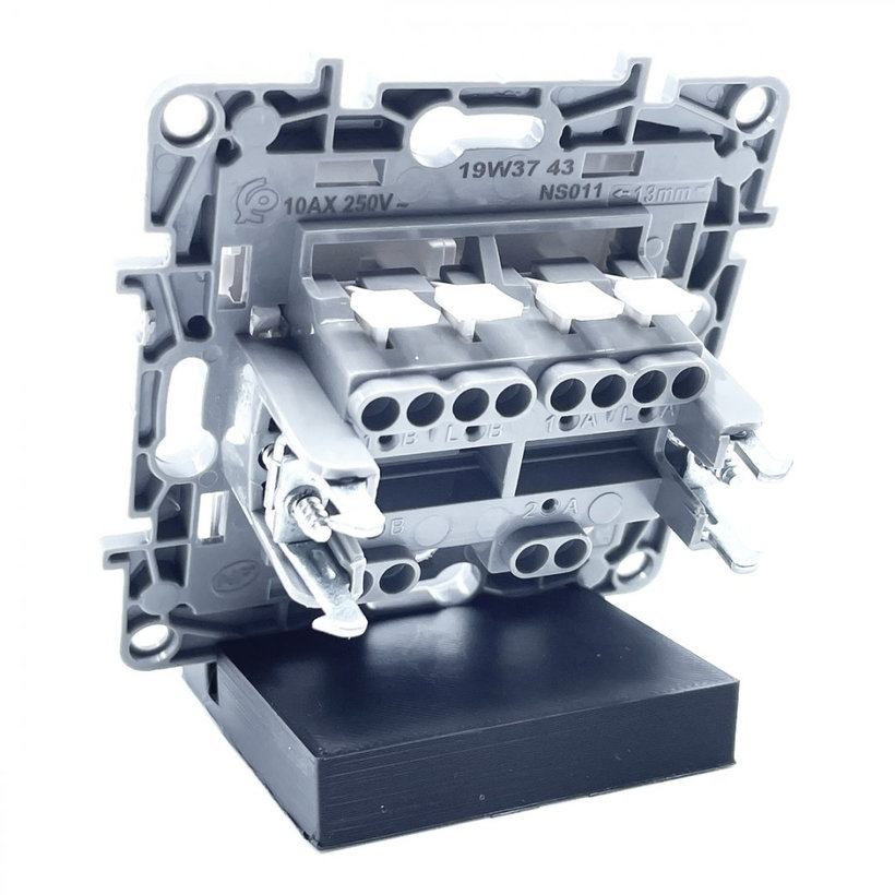 Niloé kapcsoló 5. sz. fehér