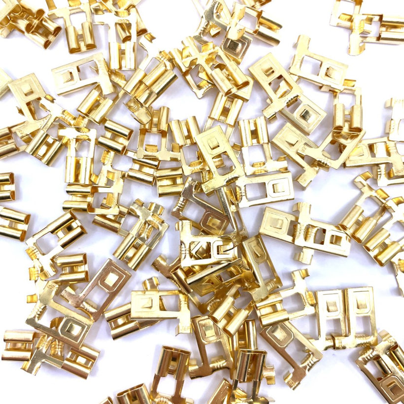 Szig.tlen rátolható csatl. hüvely, ónozott réz, rögz.csapos