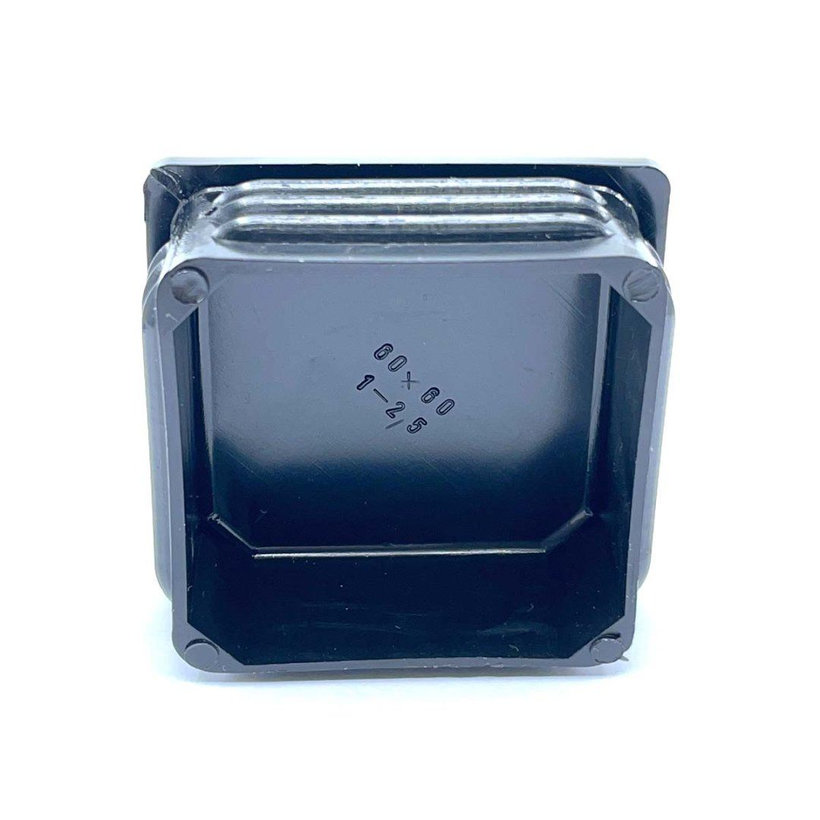 Vakdugó négyzet alakú, fekete 20x20x1-2mm