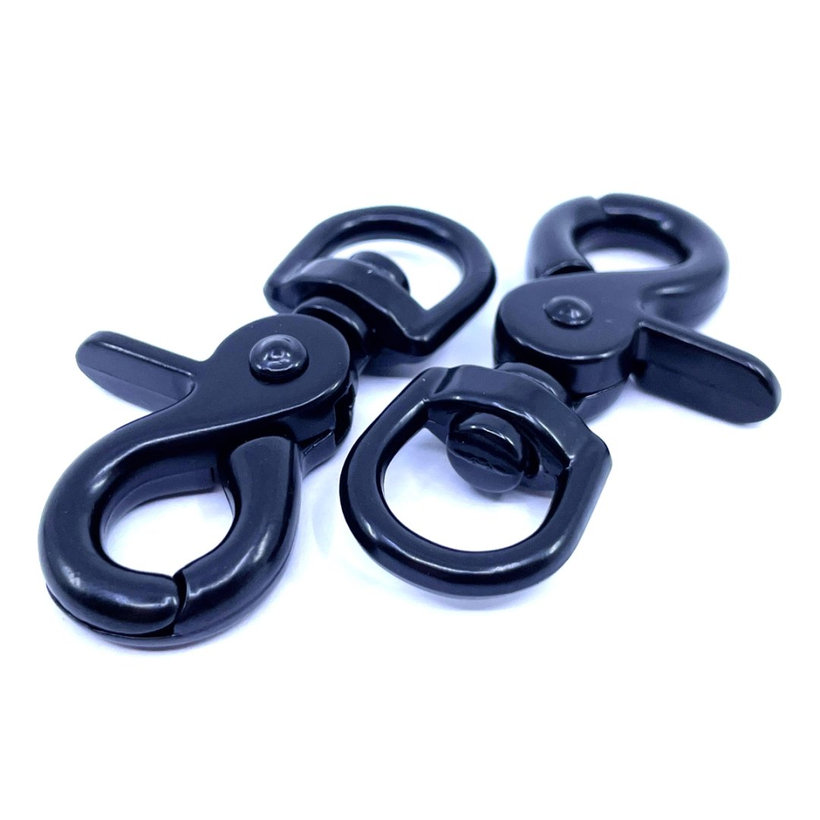 Karabiner nyíló fekete 16x61mm