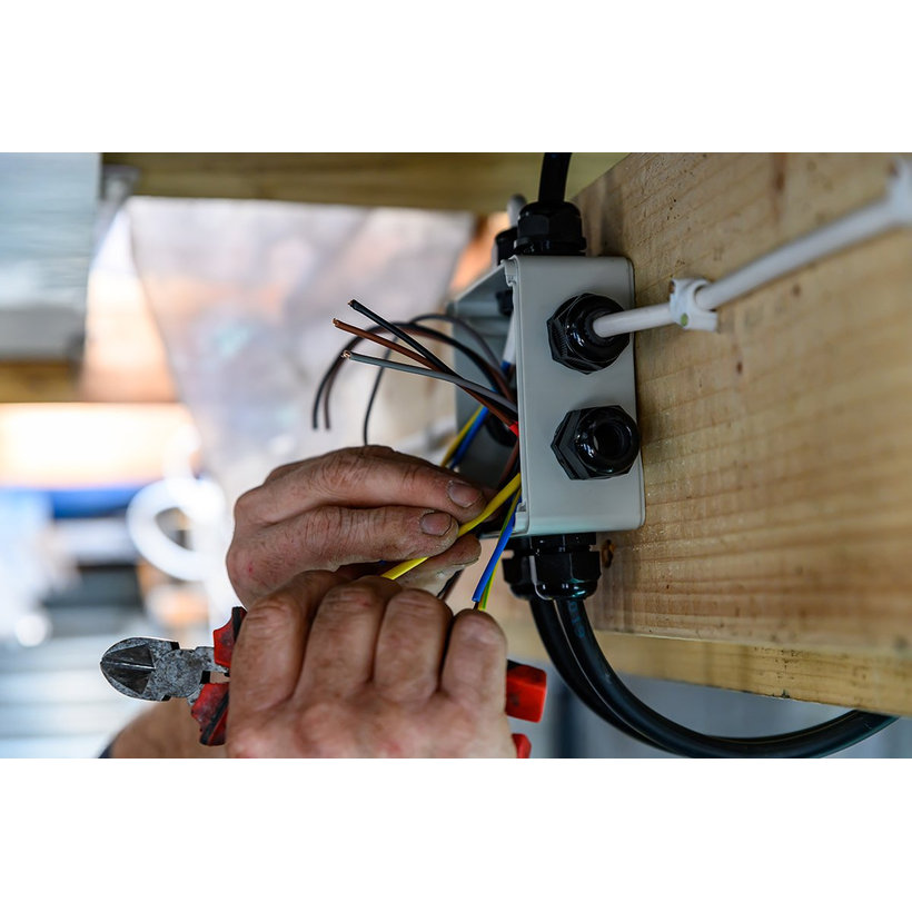 Elektronikai doboz, világos szürke, teli fedéllel IP56 120x80x50mm