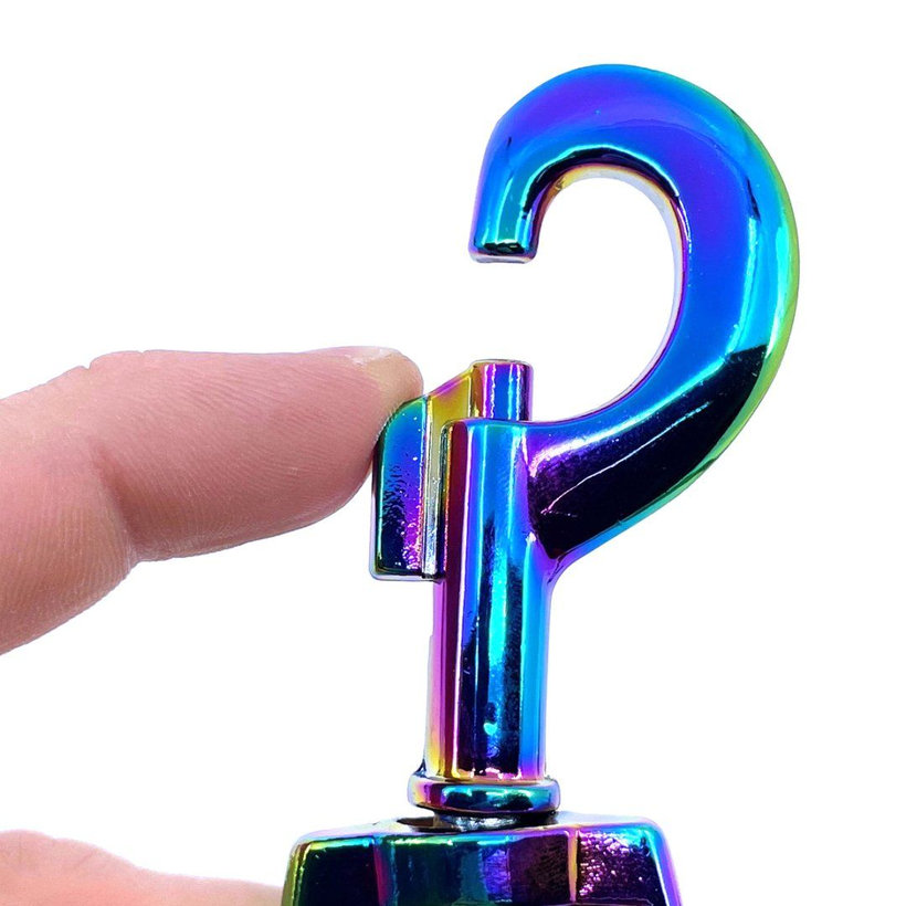 Forgó karabiner szivárványos 90x20mm