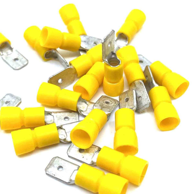 Szigetelt rátolható csatlakozó csap, sárgaréz, sárga 6mm²