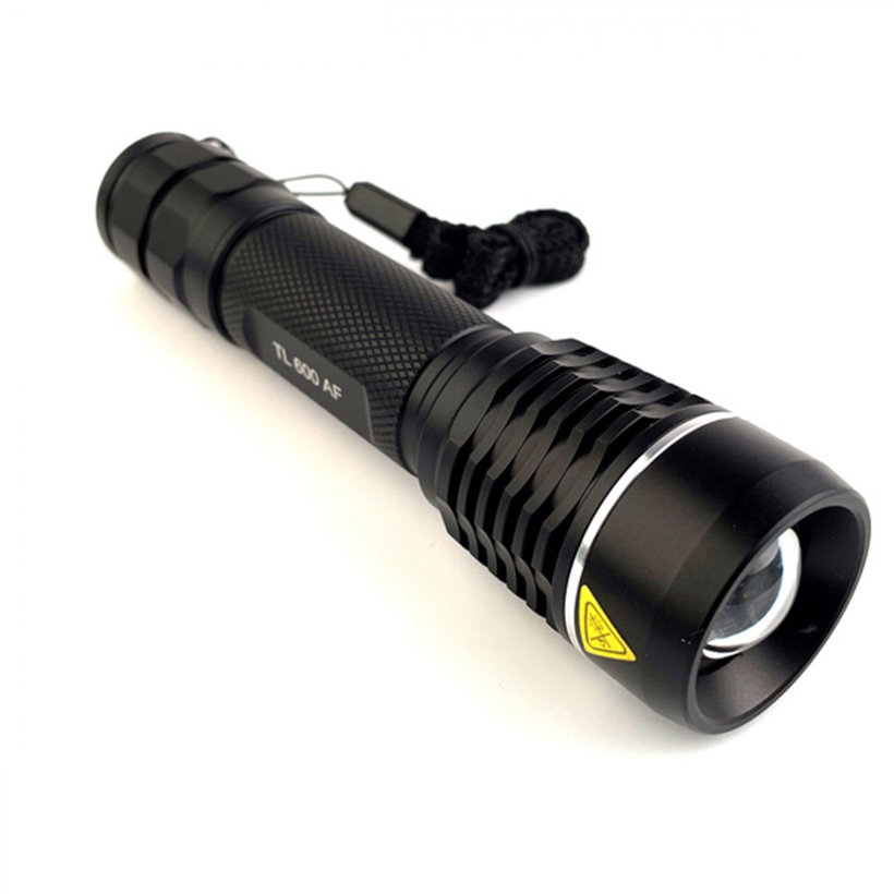 LuxPremium LED zseblámpa Akku-Fokus-LED TL600AF