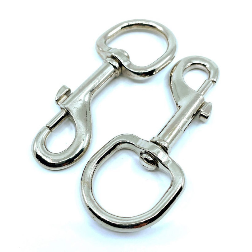 Karabiner ovális fejű kulcsokhoz nikkelezett 25x87mm