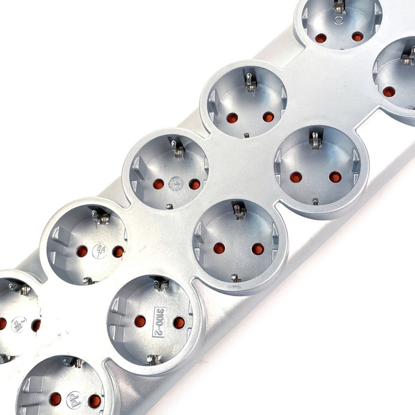 PRIMERA hosszabbítókábel 10 aljzatos 16A SCHUKO 2m