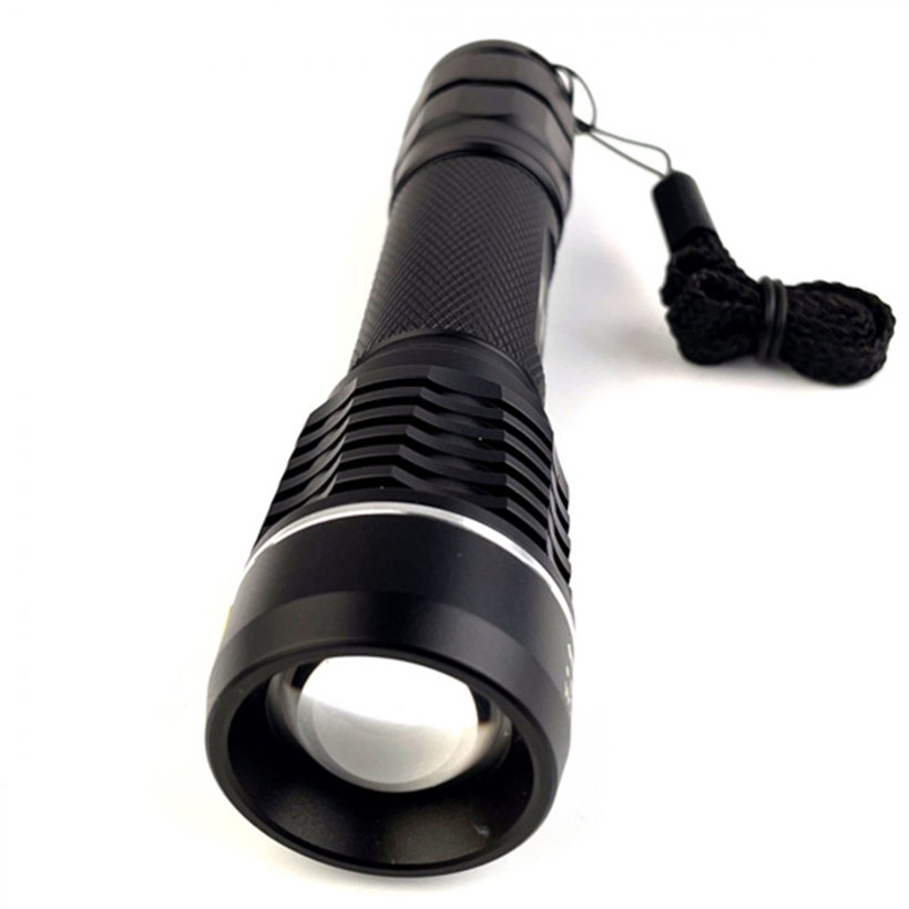 LuxPremium LED zseblámpa Akku-Fokus-LED TL600AF