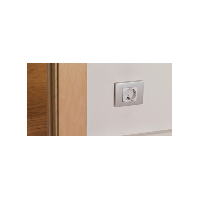 Dugaljfedél öntapadó