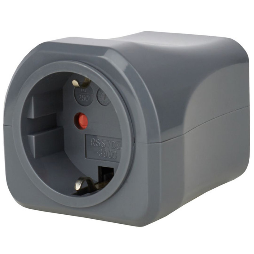 Világutazó dugó 7-adapter 10A