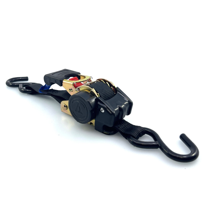 Önbehúzódó szorítószalag /gurtni/ visszahúzóval és kampókkal 3M