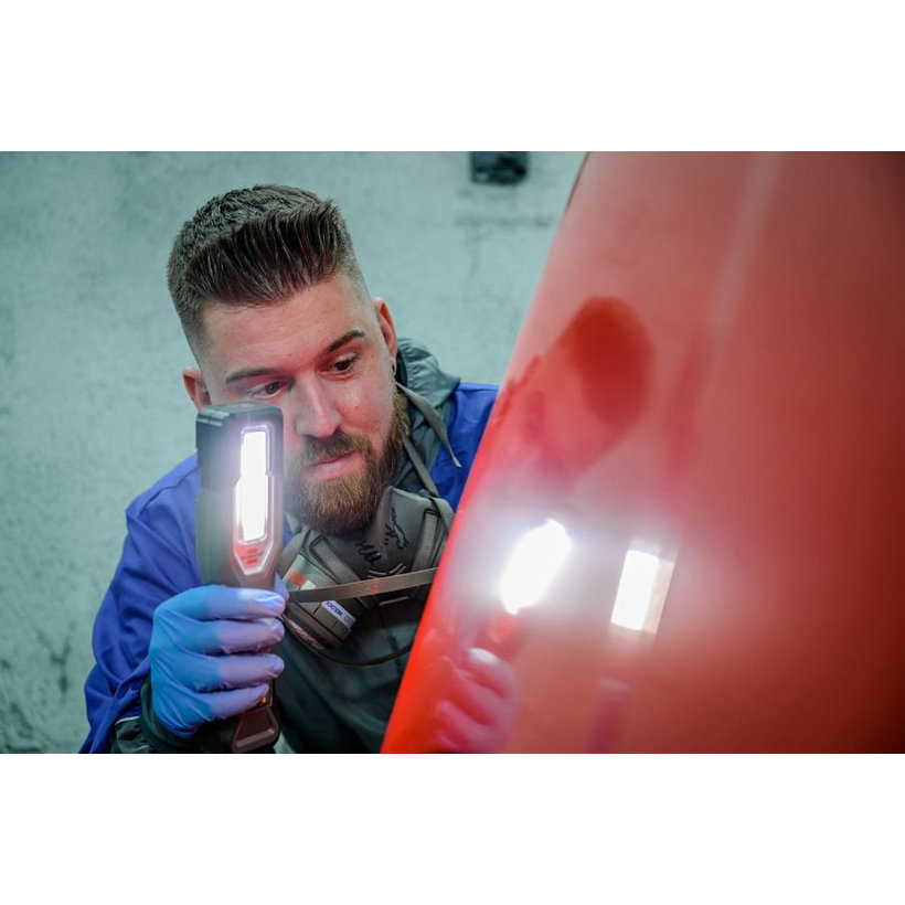 LED akkumulátoros kézilámpa HL700AT