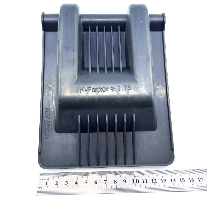 Védő műanyag sarok XXL 210x150x130 mm