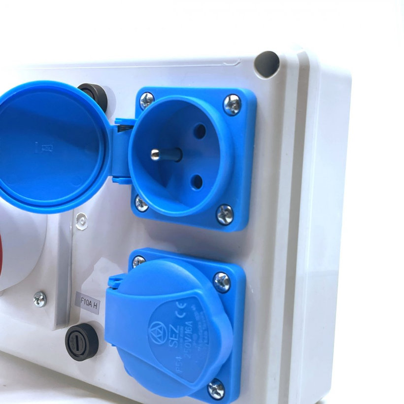 ROSP 3230 Kapcsolótábla nem biztosított IP54