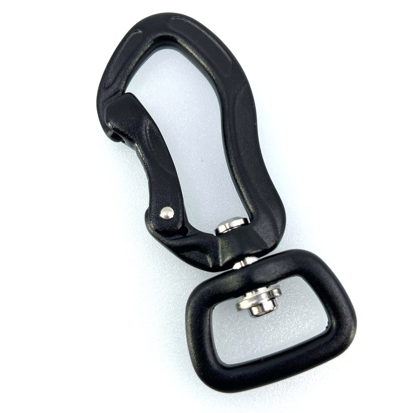 Alumínium karabiner zár nélkül ovális 71mm-fekete