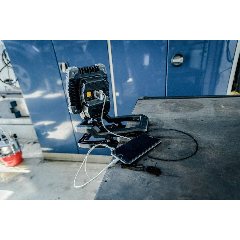 Mobil LED reflektor AKU Strahler CL