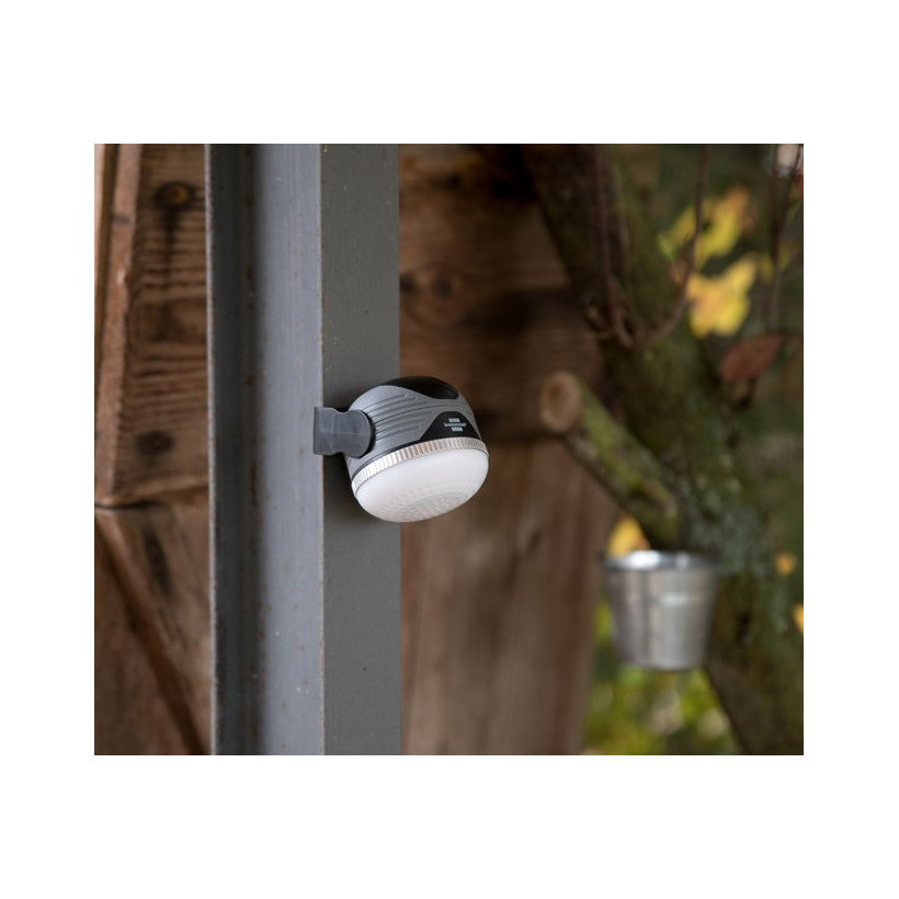 Újratölthető LED lámpa Bluetooth hangszóróval