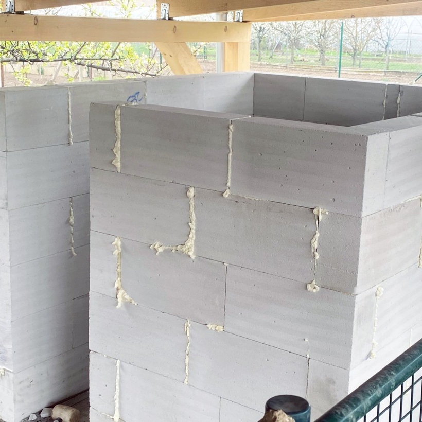 Szerelő ragasztó (PUR) pisztolyos - STONE UNI 89B 750ml