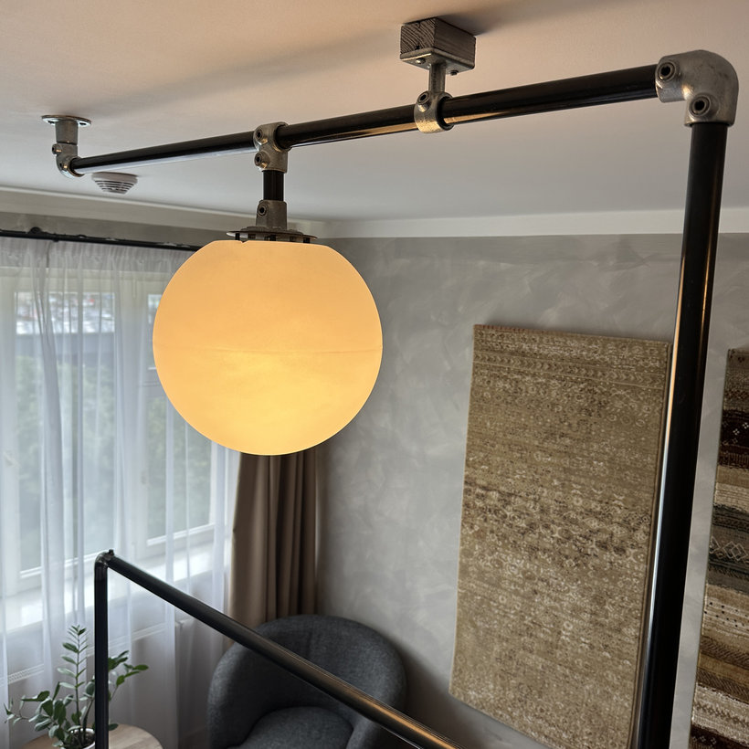 Cső 200 cm - fekete