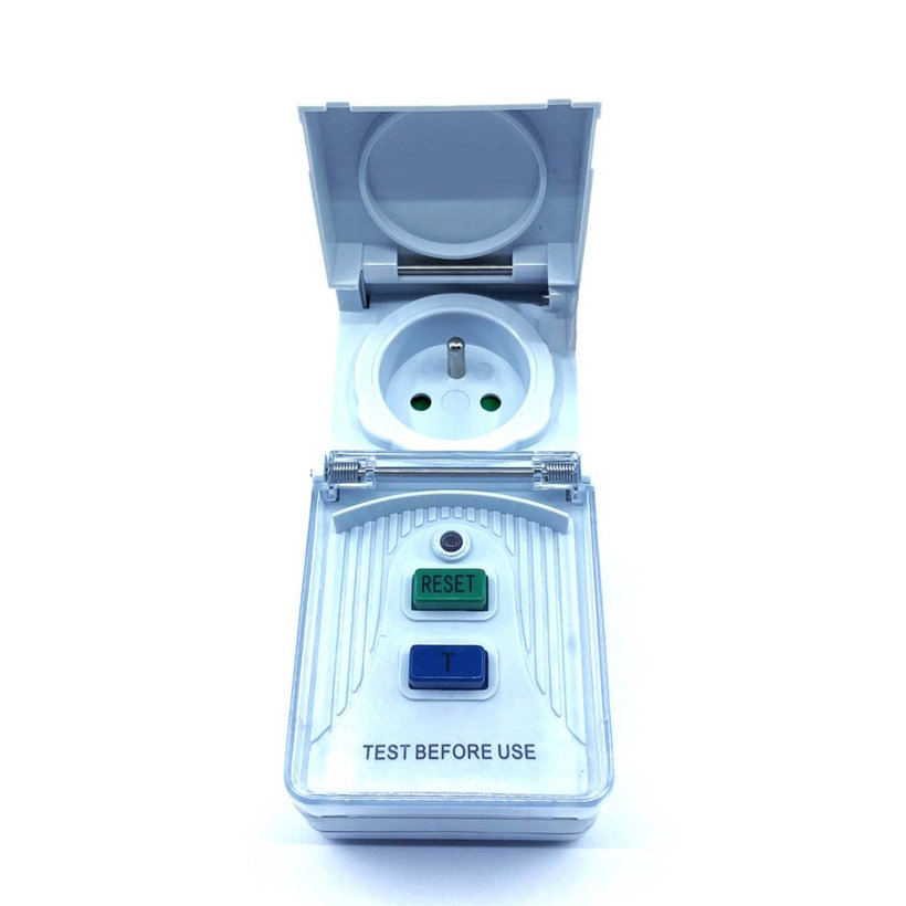 Áram-védőkapcsolós adapter, csapos védőérintkezővel 16A