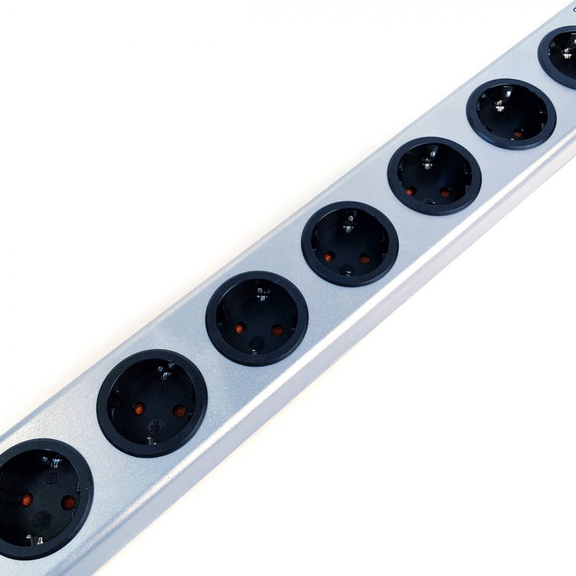 Túlfeszültségvédő Super-Solid SCHUKO 2,5m