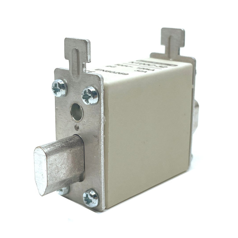 Késes biztosító 32A 500V