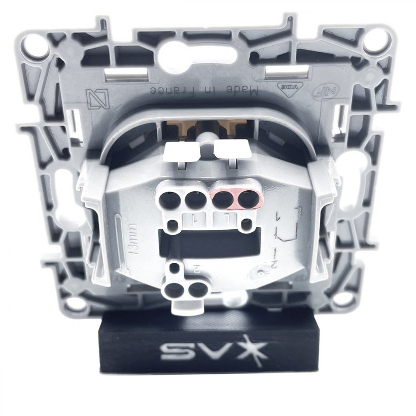 Niloé kapcsoló 6. sz. háttérvilágítással fehér