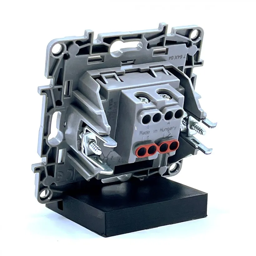 Niloé kapcsoló 7. sz. fehér