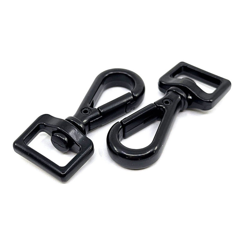 Póráz karabiner - fekete 70x20mm