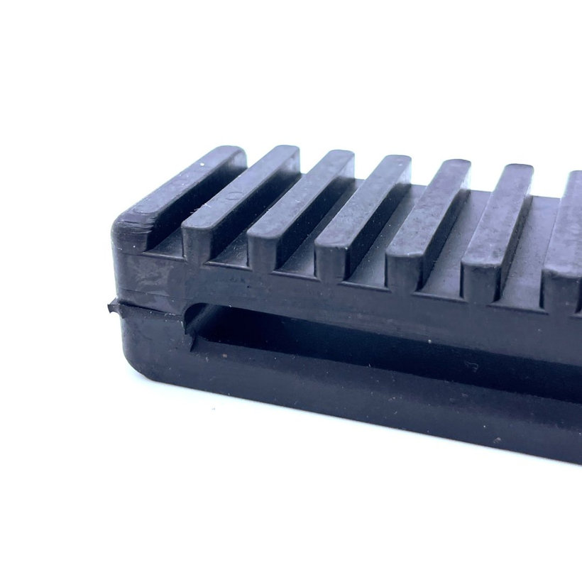 Hevedervédő 80×32×23 mm