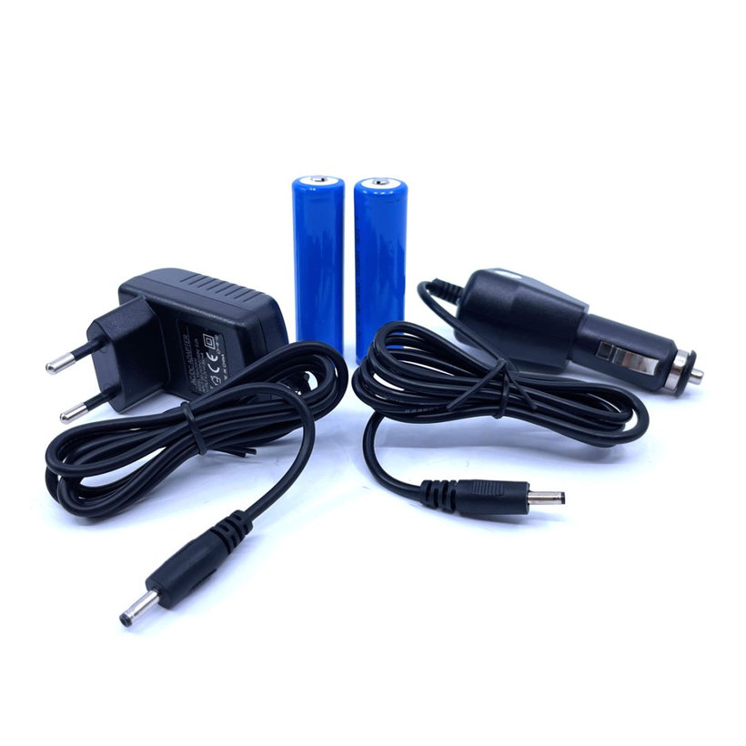 Fejlámpa, akkumulátorral, állítható fókusszal 5W