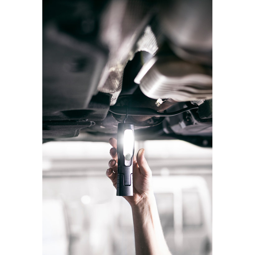 HL 201 A tölthető LED kézilámpa