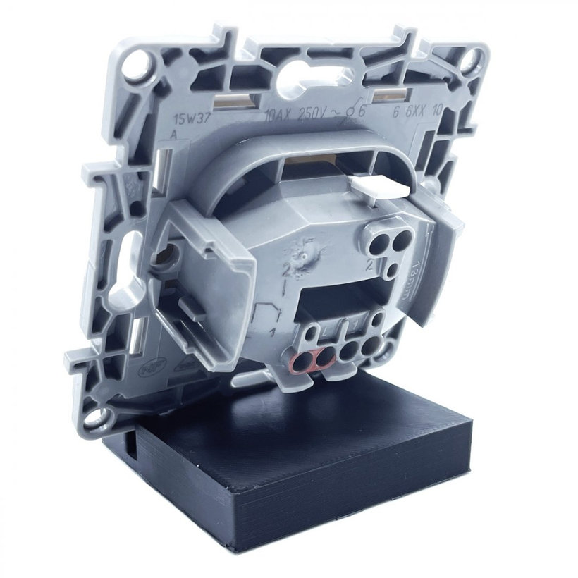 Niloé kapcsoló 6. sz. háttérvilágítással fehér