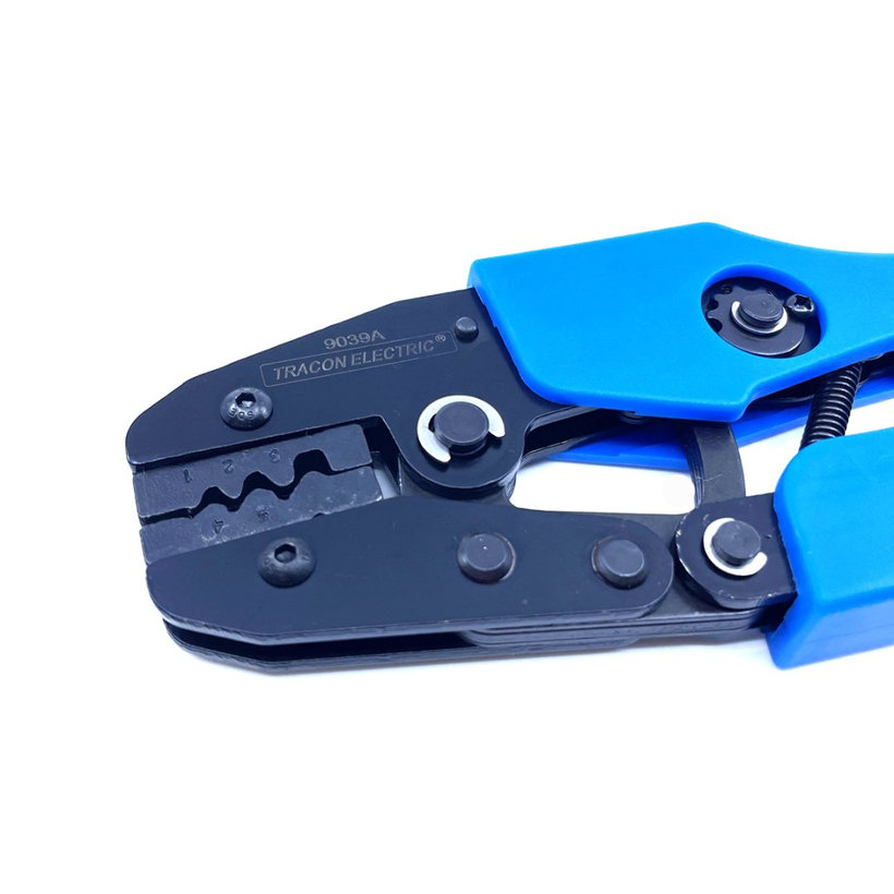 Présszerszám szigeteletlen, szigetelt és iker érvéghüvelyhez 1,5-6mm²