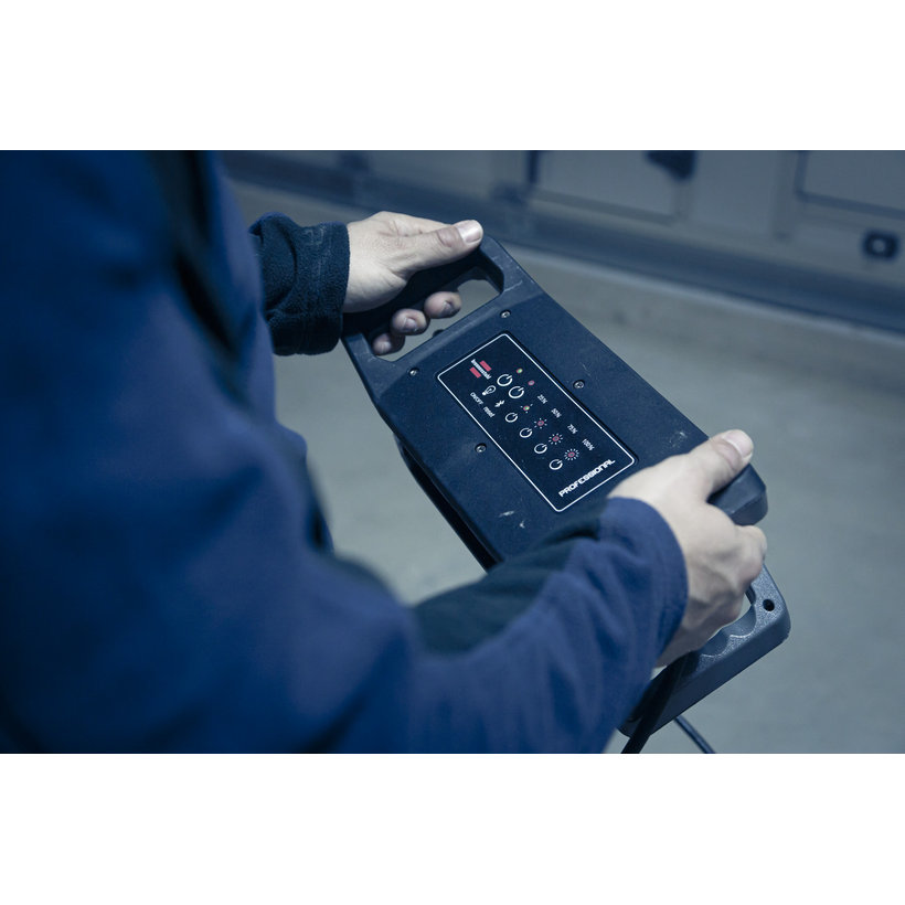 Professional 360° LED reflektor R42050 BT – 360° megvilágítás