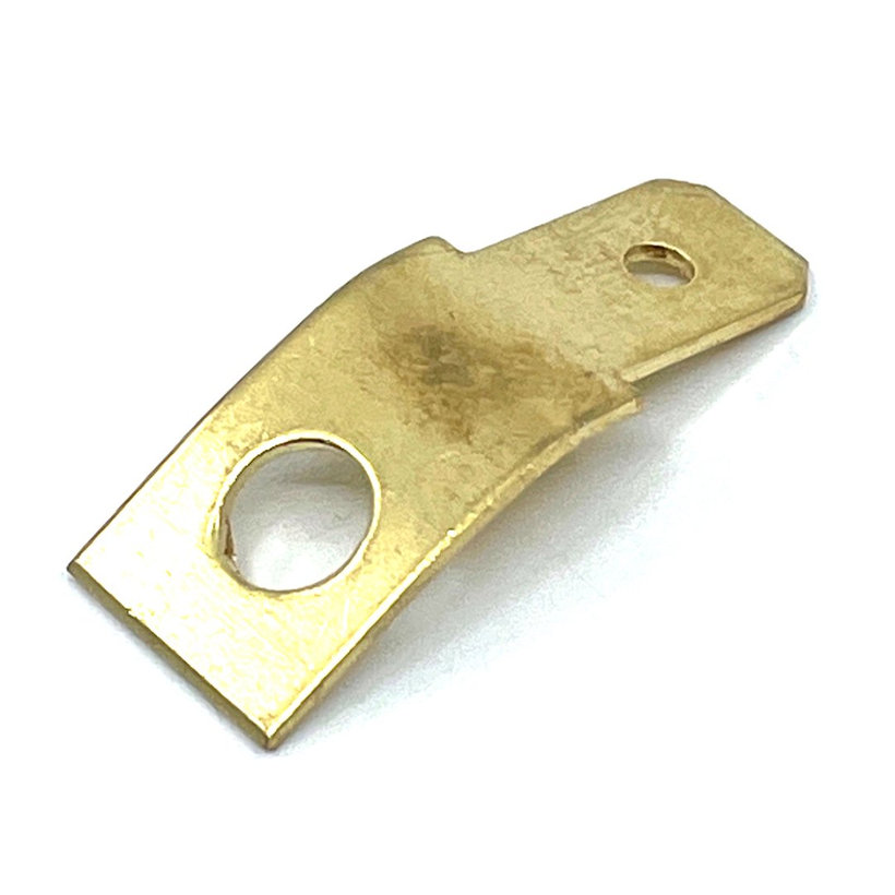 Csavaros rögzítésű szigeteletlen csatlakozó csap, sárgaréz 6,3x0,8mm/90°