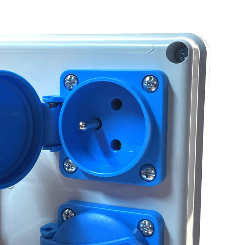 ROSP 1630 Kapcsolótábla nem biztosított IP54