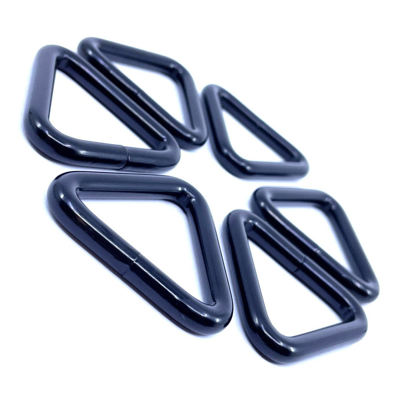 Hegesztett háromszög fekete 4x25mm