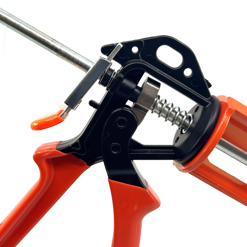 Tömítőpisztoly, félig vázas – fém, 310 ml, B